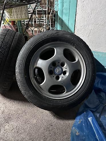 215 65 16 с: Комплект из 4 колёс для Mercedes-Benz. Состав: - Литые диски 16" — 2