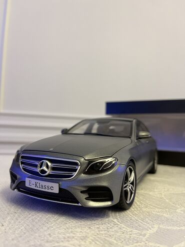 magazaya model teleb olunur: 1:18 iScale Mercedes Benz E Klasse