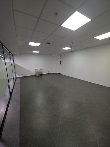 зал: Аренда офисов, 48 м², В торговом центре — 3