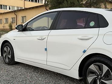 хендай ионик: Hyundai Ioniq: 2016 г., 1.6 л, Автомат, Гибрид, Хэтчбэк — 6