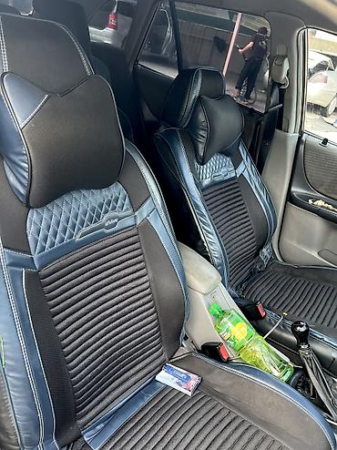 Mazda: Mazda 323: 2003 г., Бензин — 7