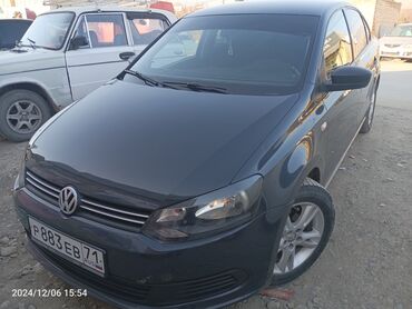 вит авто: Volkswagen Polo: 2013 г., 1.6 л, Механика, Бензин, Седан