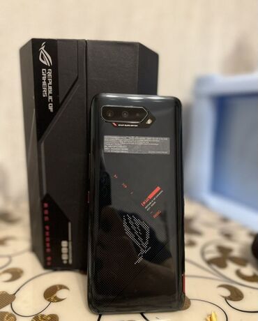адидас изи в Кыргызстан | КРОССОВКИ И СПОРТИВНАЯ ОБУВЬ: Asus ROG Phone 5 Pro | 256 ГБ цвет - Черный Б/у | Сенсорный, Отпечаток пальца, Две SIM карты