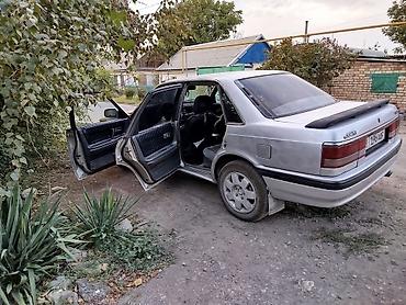 bud e9: Mazda 626: 1988 г., 2.2 л, Механика, Бензин, Седан — 3
