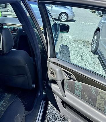 короткий спринтер: Mercedes-Benz E-Class: 1997 г., 4.3 л, Автомат, Бензин, Седан — 6
