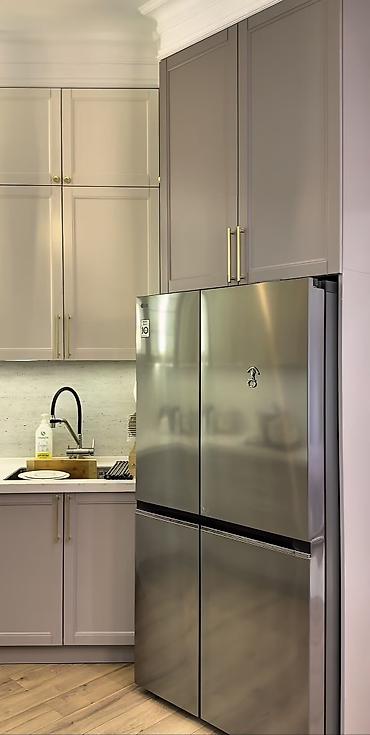 silver kitchen: Кухонный гарнитур в классическом стиле - Планировка: угловая, с — 3