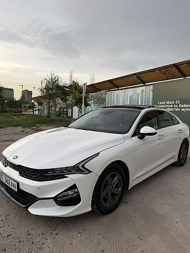 kaiyi e5: Kia K5: 2020 г., Автомат, Седан — 1