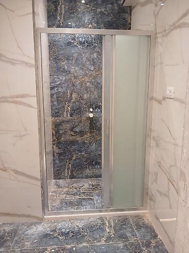 Duş kabinaları, arakəsmələr: Yeni Arakəsmə, Künc üçün, Pulsuz çatdırılma — 27