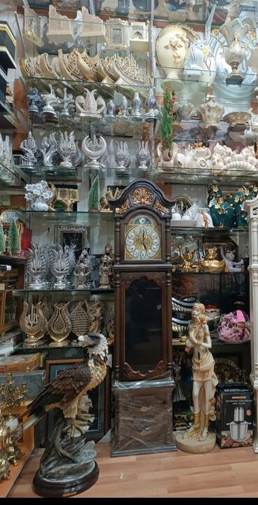 Ev saatları: Yerüstü saatlar, Elektron — 10