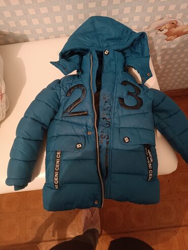 куртка 11 лет: Продается куртка очень теплая на мальчика 3года.Состояние хорошая