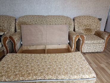 Divan və kreslo dəstləri: Klassik divan, Divan — 10