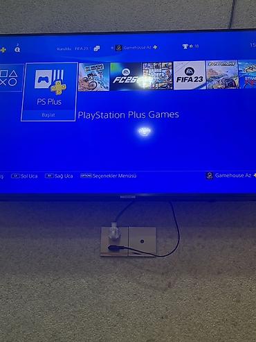 15 pro maxs: Ps4 slim 500gb PlayStation 4 Slim + PS Plus Deluxe paketi — 2
