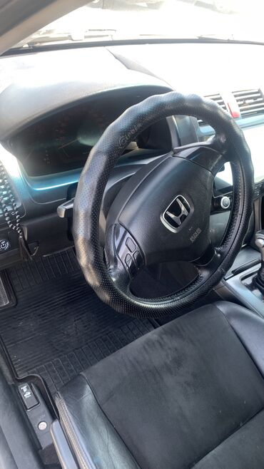 Honda: Honda Accord: 2003 г., 2 л, Автомат, Газ, Седан
