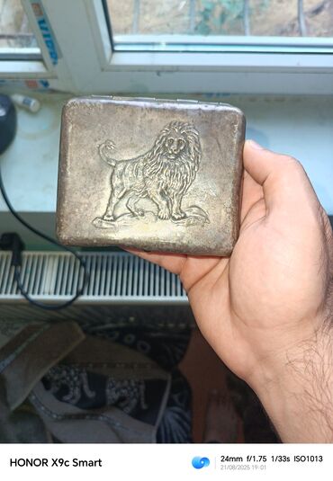 gümüşün qiyməti 2024: Antik gumus siqaret qabi 1949dan qalma lalafo.az -da gümüşün qiyməti 2024: Antik gumus siqaret qabi 1949dan qalma