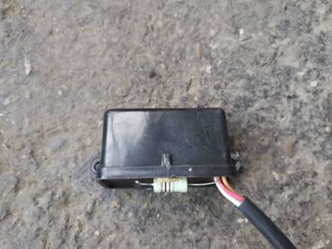 Auto delovi: Relej, potencimetar periodičnog rada brisača Lada Niva, Lade 7 Riva — 4