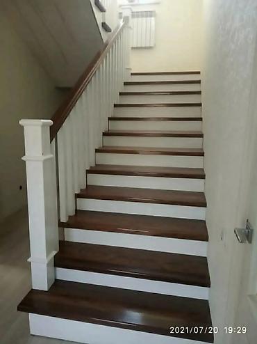 Деревянные лестницы: Деревянная лестница Для дома, Форма лестницы: Прямая, Стиль: Классический — 26