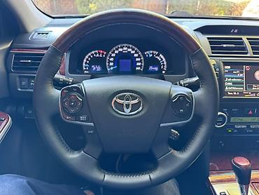 магнитола в авто: Toyota Camry: 2012 г., 2.5 л, Автомат, Бензин — 5