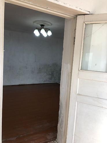 Продажа времянок: Ош базарга жакын жерден. Уй сатылат . учосток 2 сотик кызыл китеп — 4