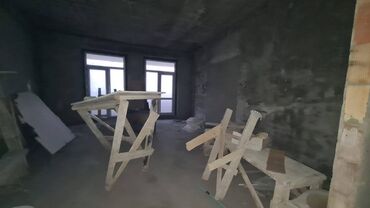 Kommersiya daşınmaz əmlakının satışı: Nizami mall 17 mərtbəli yeni tikili binanın 3 cü mərtəbəsində yerləşən — 4