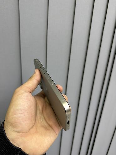 data modem: IPhone 15 Pro, 128 GB, Natural Titanium, Face ID — 6