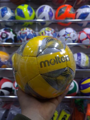 Тренажеры: Футзальный мяч Molten Vantaggio 3200 FUTSAL размер 4- 2490 сом