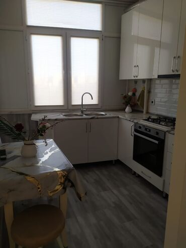 Yataq otağı dəstləri: İkinəfərlik çarpayı, Dolab — 8