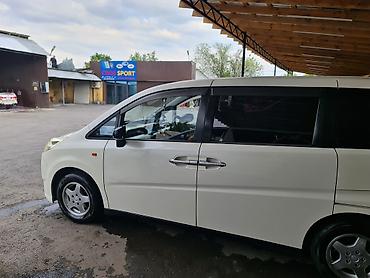 Honda: Honda Stepwgn: 2006 г., 2 л, Автомат, Бензин, Минивэн at lalafo.kg — 3 Honda: Honda Stepwgn: 2006 г., 2 л, Автомат, Бензин, Минивэн — 3