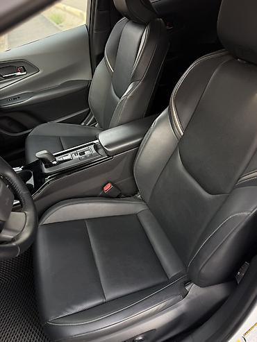 limited: Toyota Prius: 2023 г., 2 л, Автомат, Гибрид, Лифтбек — 8