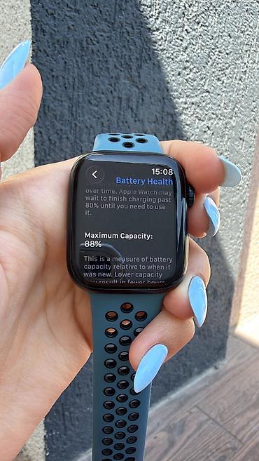 hovuz ucun aksesuarlar: Apple Watch 8 series – 45 mm Alüminium korpus Xüsusiyyətlər: - — 3