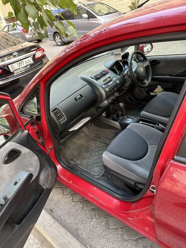 фит алам: Honda Fit: 2001 г., 1.3 л, Вариатор, Бензин