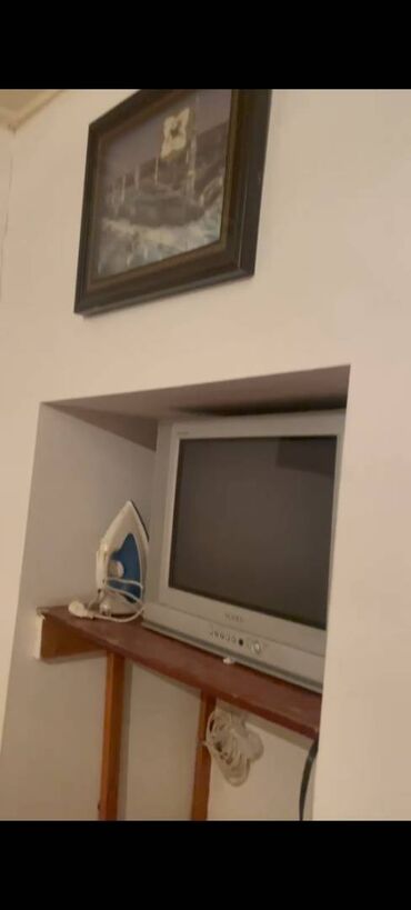 Uzunmüddətli kirayə evlər: Ev nizami metrosunun yanındadı super yerdədi suyu, qazı, isiqi, wifisi -da lalafo.az — 10 Uzunmüddətli kirayə evlər: Ev nizami metrosunun yanındadı super yerdədi suyu, qazı, isiqi, wifisi — 10