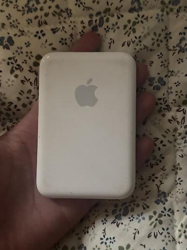 apple keyboard: Powerbank Apple, < 5000 mAh, İşlənmiş — 1