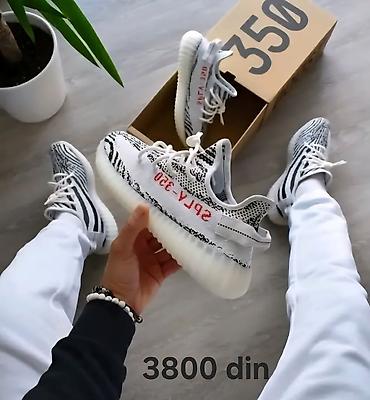 Patike: Skechers i Yezzy

36-46

Cene su na slikama — 16