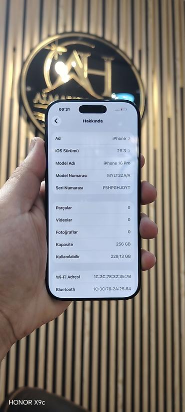 ucuz telefonlar iphone: IPhone 16 Pro, 256 GB, Desert Titanium, Zəmanət, Face ID, Sənədlərlə — 2