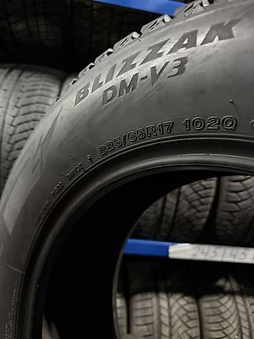 Унаа: Шиналар 225 / 65 / R 17, Кыш, Колдонулган, Комплект, Жол тандабастар (АТ/МТ), Жапония, Bridgestone — 5