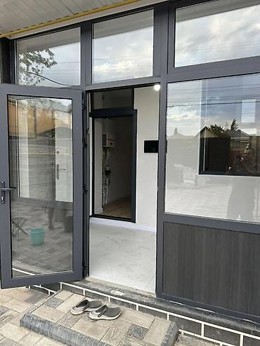 Продажа коттеджей и домов: ПРОДАЕТСЯ просторный 3-этажный дом 📍 Район: Ак-Орго 🏠 Площадь — 7