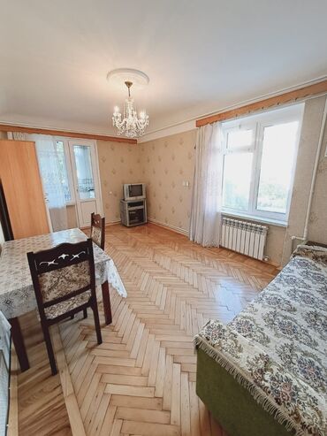 Köhnə tikili: Bakı, 8-ci kilometr, 1 otaqlı, Köhnə tikili, m. Neftçilər, 36 kv. m