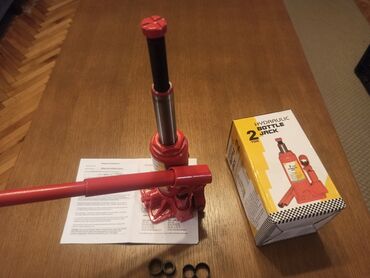 Alati za automobile: Nova, nikad upotrebljena hidraulična dizalica od 2t. (Kupljena za na lalafo.rs — 6 Alati za automobile: Nova, nikad upotrebljena hidraulična dizalica od 2t. (Kupljena za — 6