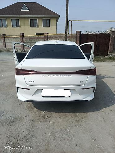 бивайди е3: BYD E3: 2020 г., 0.1 л, Автомат, Электромобиль, Седан — 3