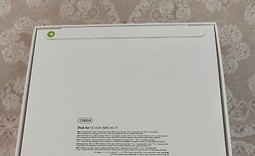 Apple iPad: Yeni Apple iPad Air, 13", 256 GB — 1
