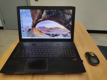 средне игровой компьютер: Ноутбук, Acer, 16 ГБ ОЗУ, Intel Core i7, 15.6 ", Б/у, Игровой, память HDD + SSD