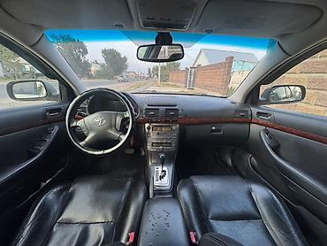 4 7: Toyota Avensis: 2004 г., Автомат, Бензин, Седан — 5