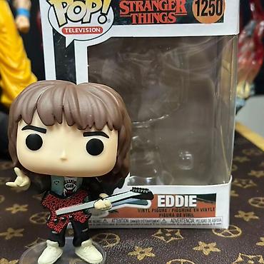 Игрушки: Коллекционные фигурки Funko POP! по сериалу Stranger Things: Илевен — 17