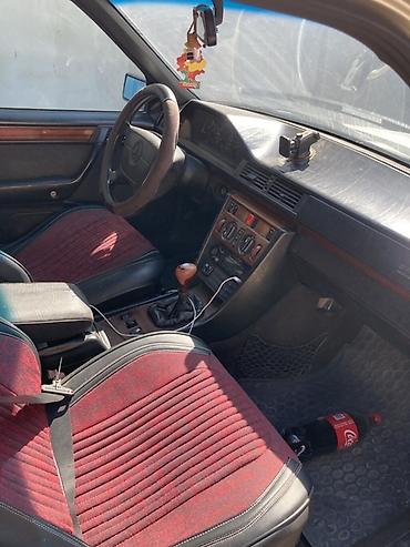 bmw 4: Mercedes-Benz W124: 1995 г., 2.8 л, Механика, Бензин, Седан — 4