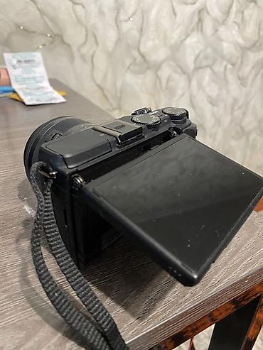 обьект: Беззеркальная камера Canon EOS M3 с двумя объективами. Комплект: - — 6
