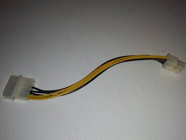 Digər ehtiyat hissələri: Masaüstü kompüter üçün "Sata" kabelləri satılır. Biri 5 manat — 7