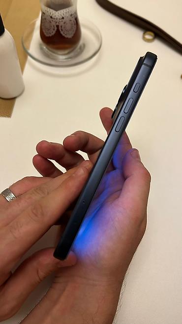 Apple iPhone: IPhone 17 Pro Max, 512 GB, Blue Titanium, Face ID — 4