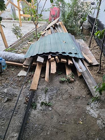 taxta laqa: Taxtalar az istifadə olunub.10 metrin 7 metrə olan navesdən sökülüb.3 — 2
