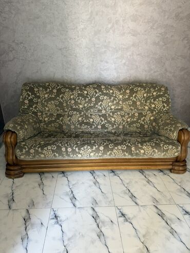 Tavalar: Klassik divan, Divan, Bazasız, Açılmayan
