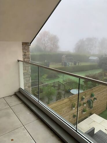 Pilləkən məhəccərləri: Alüminium və Şüşə Məhəccərlər 🔹 Alüminium və Şüşə Məhəccərlər – — 15